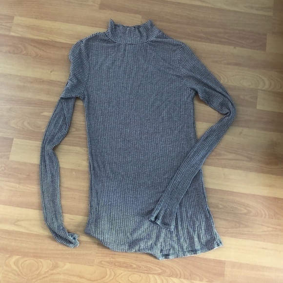 Anthropologie Postmark 9- HI S CL turtleneck - Picture 2 of 14